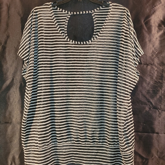 Women's Lane Bryant Top - Picture 2 of 11